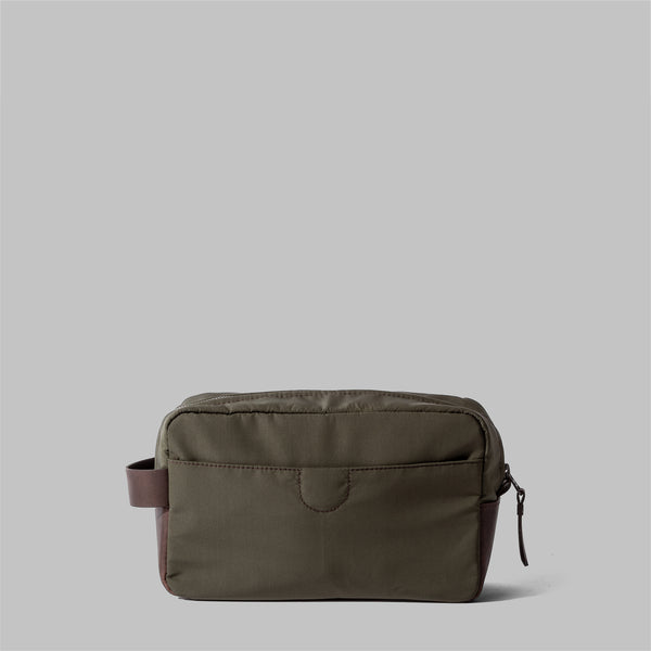 Brindley | Mens Olive Green Leather Wash Bag | Thorndale, UK