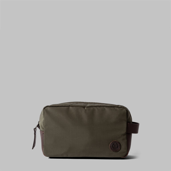 Brindley | Mens Olive Green Nylon & Leather Wash Bag | Thorndale, UK