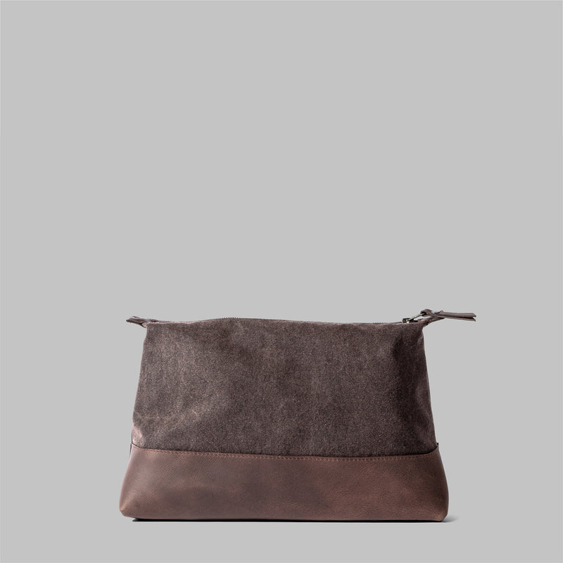 Silverdale | Womens Brown Waxed Cotton Wash Bag | Thorndale